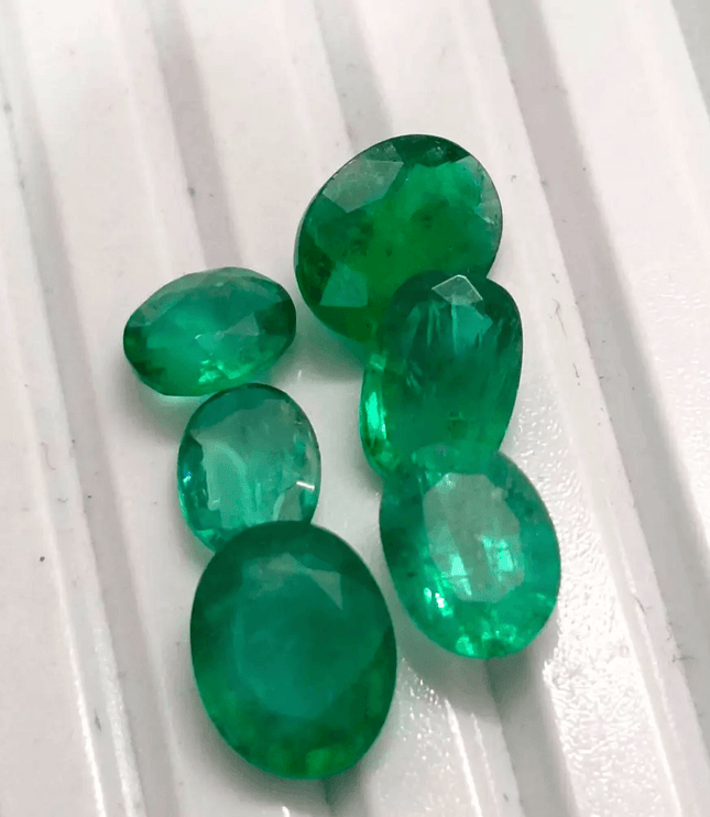 6.65ct Zambian Emerald Parcel, 100% Natural Gems - SMSGEMS 