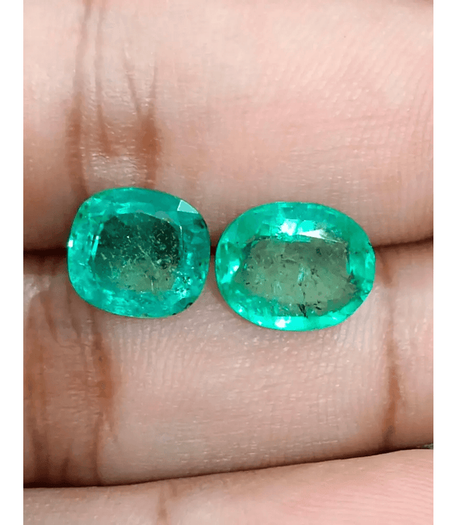 6.71ct/ 2 pcs Zambian Emeralds , Natural Earth Mined Gemstones. - SMSGEMS 