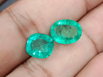 6.71ct/ 2 pcs Zambian Emeralds , Natural Earth Mined Gemstones. - SMSGEMS 