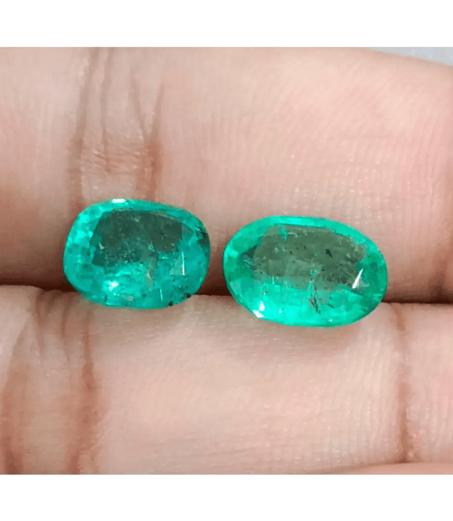 6.71ct/ 2 pcs Zambian Emeralds , Natural Earth Mined Gemstones. - SMSGEMS 