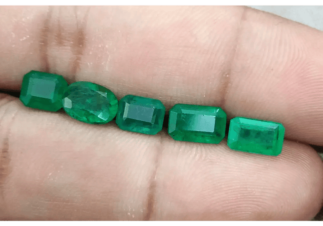 6.87ct Emerarld Parcel, Natural Emeralds - SMSGEMS 