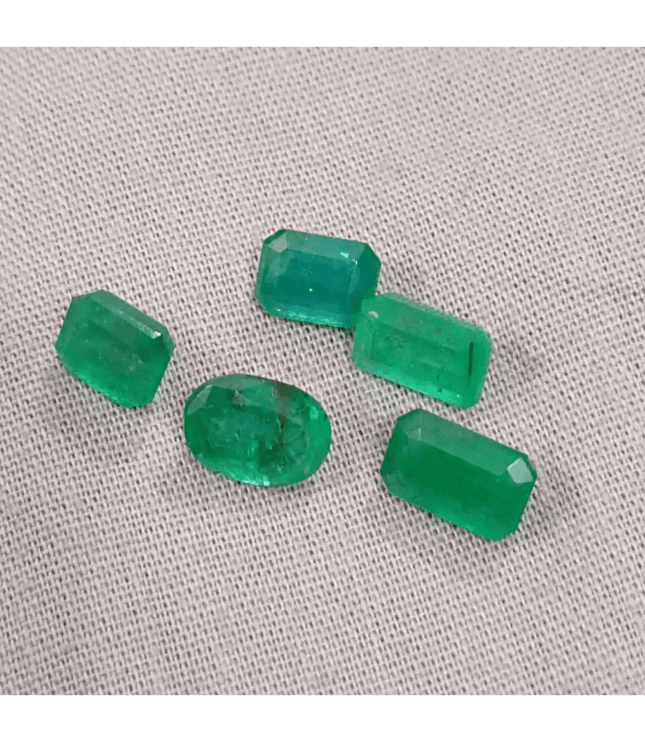 6.87ct Emerarld Parcel, Natural Emeralds - SMSGEMS 