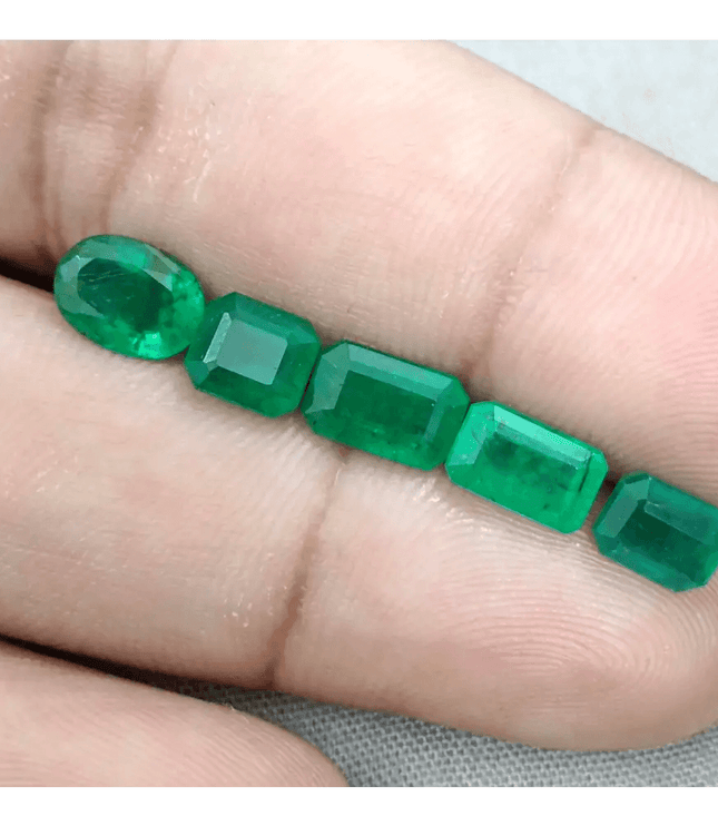 6.87ct Emerarld Parcel, Natural Emeralds - SMSGEMS 