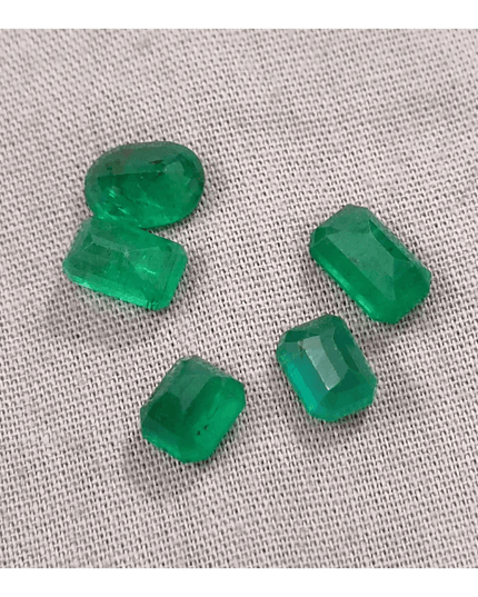 6.87ct Emerarld Parcel, Natural Emeralds - SMSGEMS 