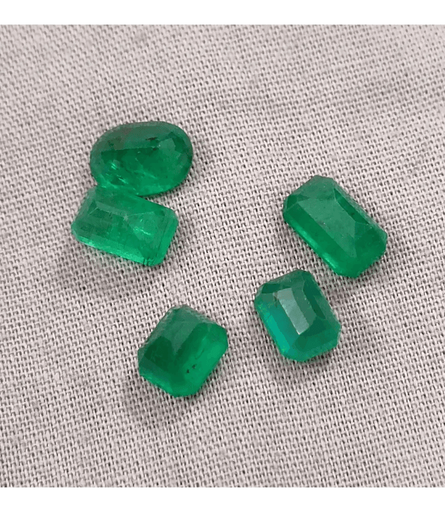 6.87ct Emerarld Parcel, Natural Emeralds - SMSGEMS 