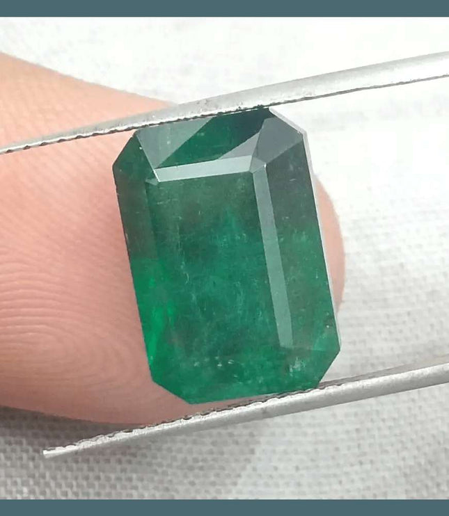 7.55ct Deep Green Zambian Emerald, Natural Gemstone - SMSGEMS 