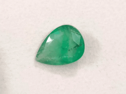8.60ct Velvet Green Zambian Emerald, Natural Gemstone - SMSGEMS 
