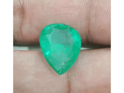 8.60ct Velvet Green Zambian Emerald, Natural Gemstone - SMSGEMS 