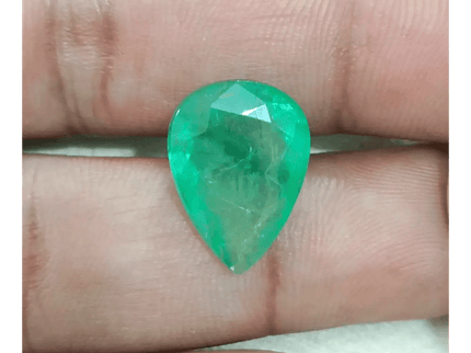 8.60ct Velvet Green Zambian Emerald, Natural Gemstone - SMSGEMS 