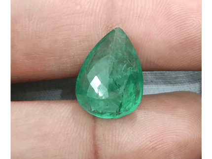 8.60ct Velvet Green Zambian Emerald, Natural Gemstone - SMSGEMS 