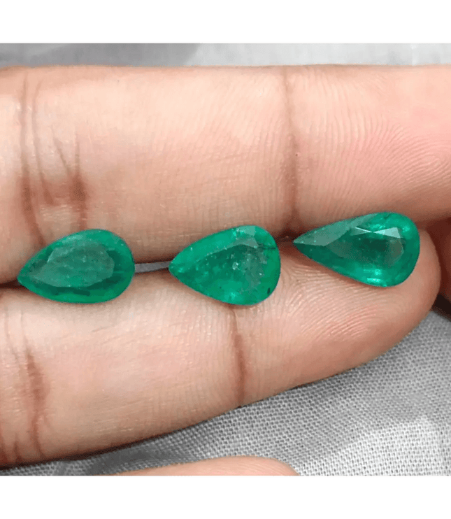 8.63ct Pear Cut Emerald Parcel , 100% Natural Earth Mined Gemstones - SMSGEMS 