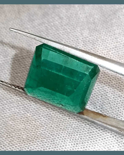 8.89ct Deep Vivid Green Zambian Emerald, Natural Emerald. - SMSGEMS 
