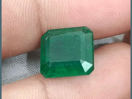 8.89ct Deep Vivid Green Zambian Emerald, Natural Emerald. - SMSGEMS 