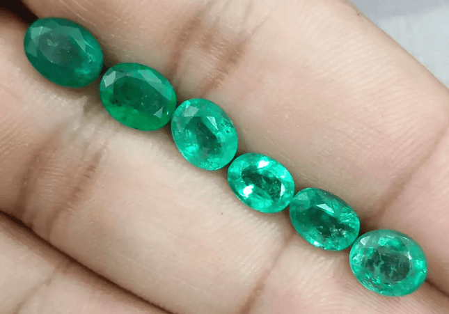 9.36ct Quality Emerald Parcel, Natural Gemstones - SMSGEMS 