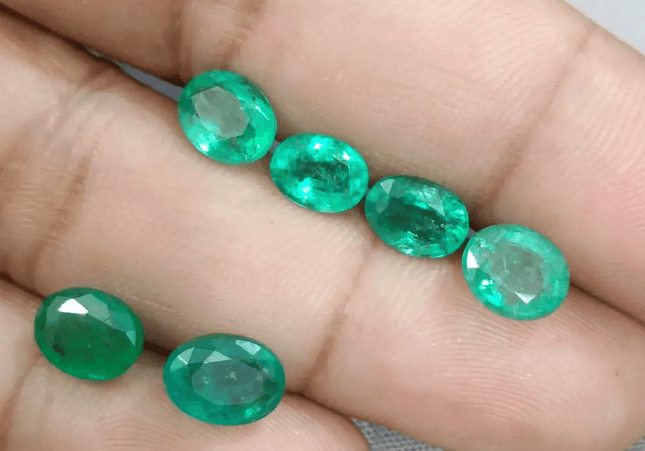 9.36ct Quality Emerald Parcel, Natural Gemstones - SMSGEMS 