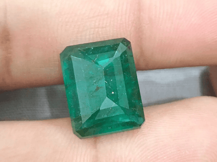 9.63ct Deep Green Zambian Emerald Natural Gemstone - SMSGEMS 