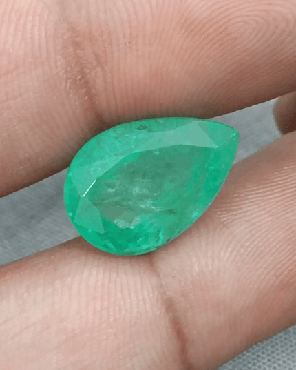 9.99ct Colombian Emerald, 100% Natural Gemstone - SMSGEMS 