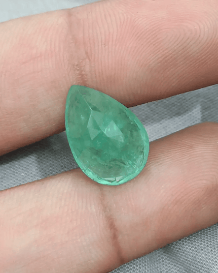 9.99ct Colombian Emerald, 100% Natural Gemstone - SMSGEMS 