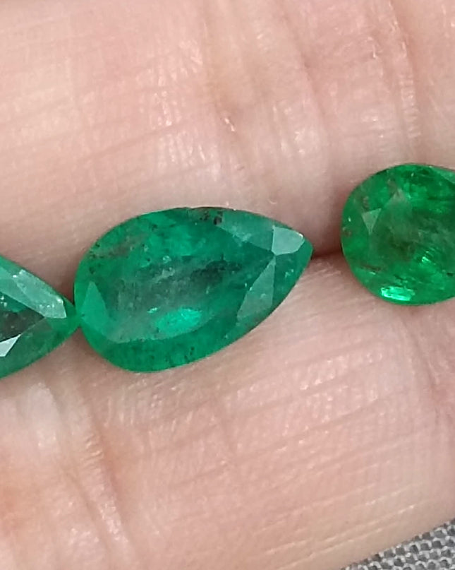 4.54ct/3pcs Pear cut Swat Emerald parcel, Natural Gemstones