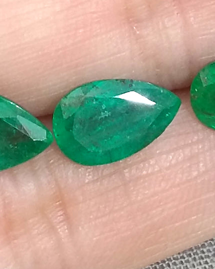 4.54ct/3pcs Pear cut Swat Emerald parcel, Natural Gemstones