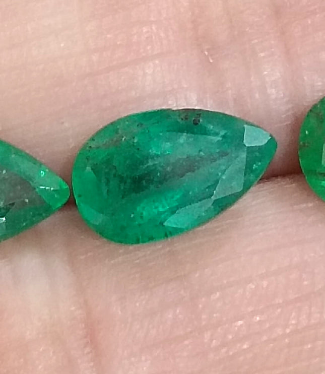 4.54ct Pear cut Natural Swat Emerald parcel.