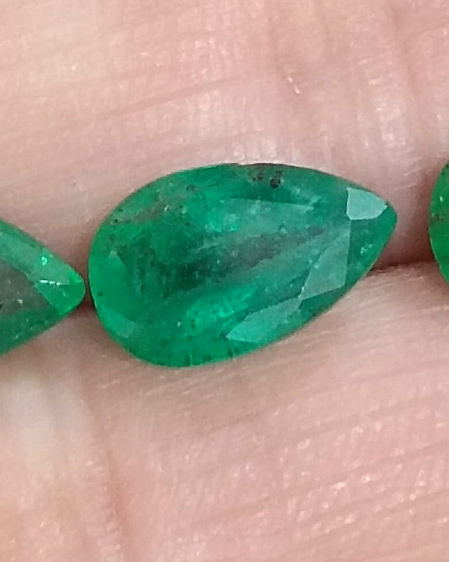 4.54ct/3pcs Pear cut Swat Emerald parcel, Natural Gemstones
