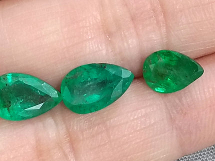 4.54ct Pear cut Natural Swat Emerald parcel.