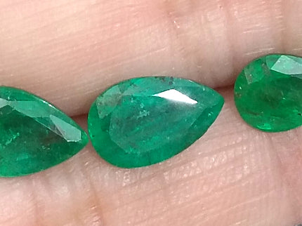 4.54ct Pear cut Natural Swat Emerald parcel.
