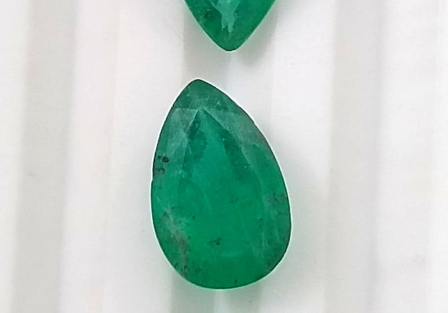4.54ct/3pcs Pear cut Swat Emerald parcel, Natural Gemstones