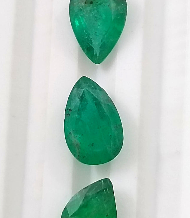 4.54ct Pear cut Natural Swat Emerald parcel.
