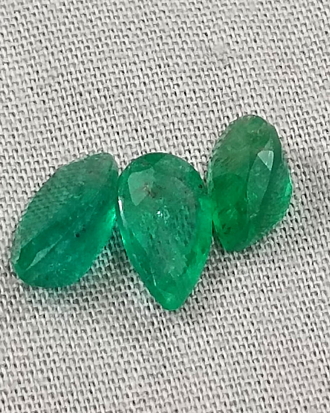 4.54ct/3pcs Pear cut Swat Emerald parcel, Natural Gemstones