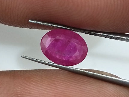 Certified 1.38ct Untreated Natural Mozambique Ruby Stone.