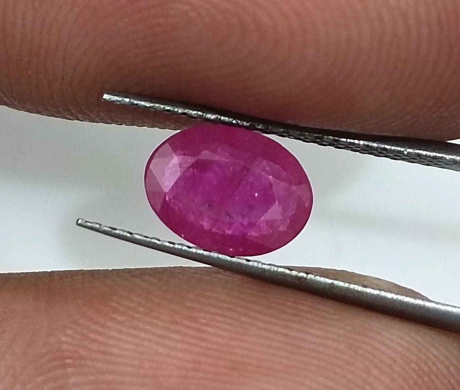 Certified 1.38ct Untreated Natural Mozambique Ruby Stone.