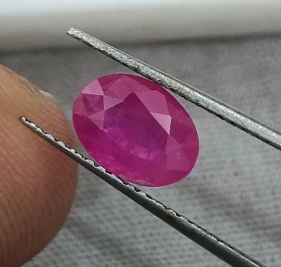 Certified 1.33ct Untreated Natural Mozambique Ruby Stone.