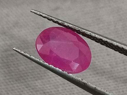 Certified 1.33ct Untreated Natural Mozambique Ruby Stone.