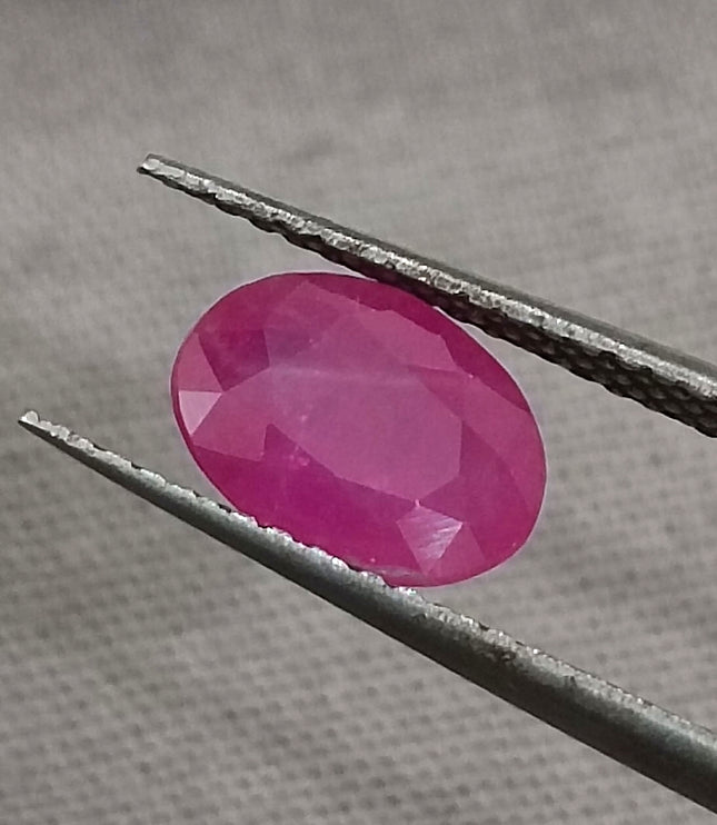 Certified 1.33ct Untreated Natural Mozambique Ruby Stone.