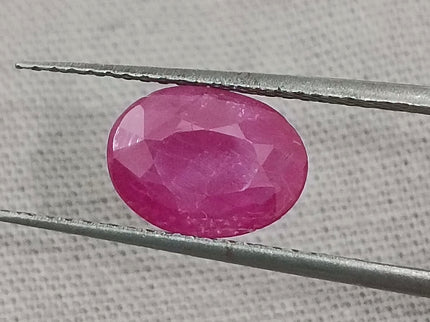 Certified 1.63ct Untreated Natural Mozambique Ruby Stone.