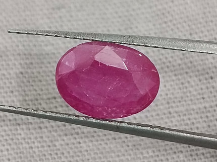 Certified 1.63ct Untreated Natural Mozambique Ruby Stone.