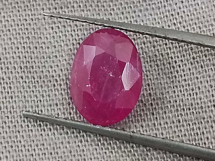 Certified 1.63ct Untreated Natural Mozambique Ruby Stone.