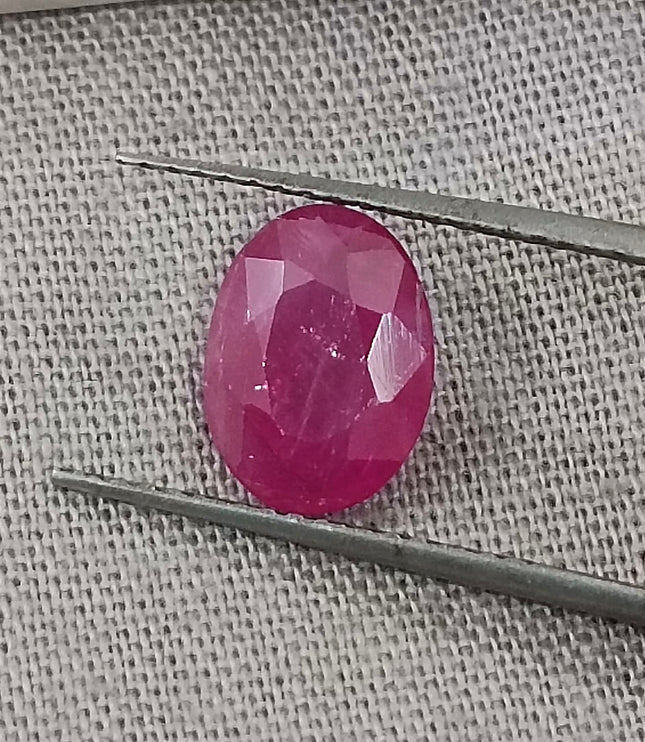 Certified 1.63ct Untreated Natural Mozambique Ruby Stone.