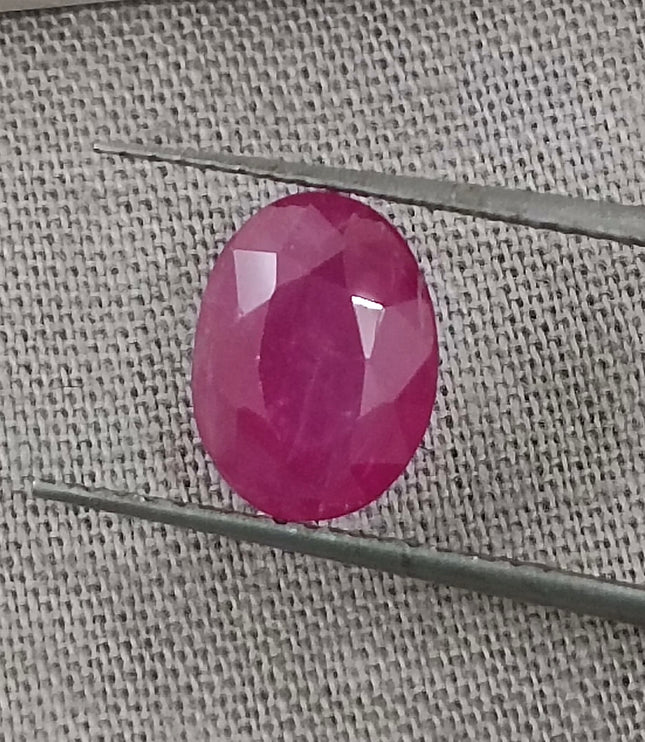 Certified 1.63ct Untreated Natural Mozambique Ruby Stone.