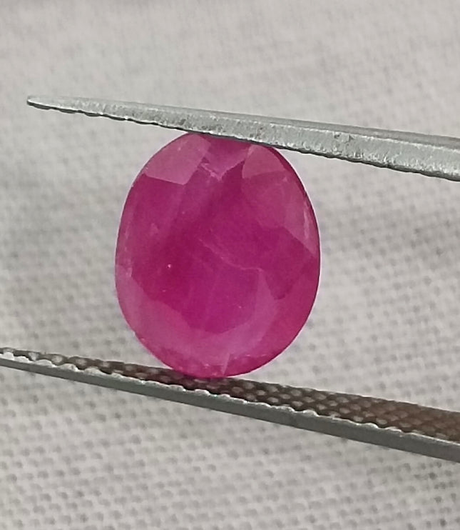 Certified 1.63ct Untreated Natural Mozambique Ruby Stone.