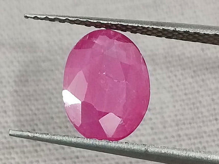 Certified 1.63ct Untreated Natural Mozambique Ruby Stone.