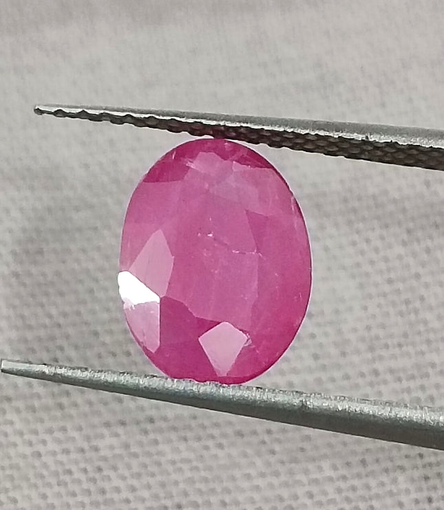 Certified 1.63ct Untreated Natural Mozambique Ruby Stone.