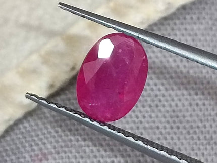 GSI Certified 1.06ct Mozambique Ruby Natural untreated Gemstone