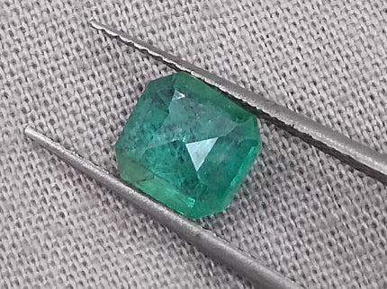1.06ct Natural Emerald GSI Certified Zambian Medium Green Octagon Cut Gemstone