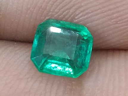 1.06ct Natural Emerald GSI Certified Zambian Medium Green Octagon Cut Gemstone