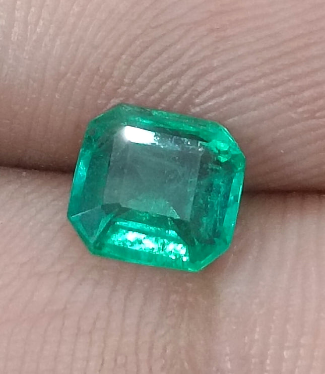 Zambian Emerald 1.06ct Medium Light Green Certified Natural Gemstone