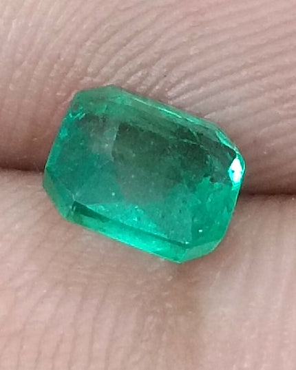 GSI Certified 1.06ct Medium Light Green Zambian Emerald, Natural Gemstone