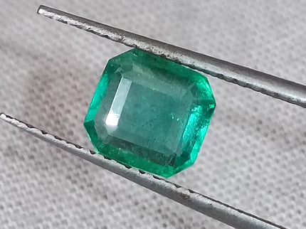 1.06ct Natural Emerald GSI Certified Zambian Medium Green Octagon Cut Gemstone